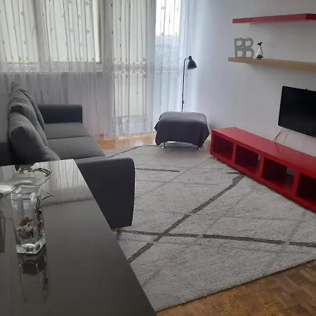Apartament Studzienna *